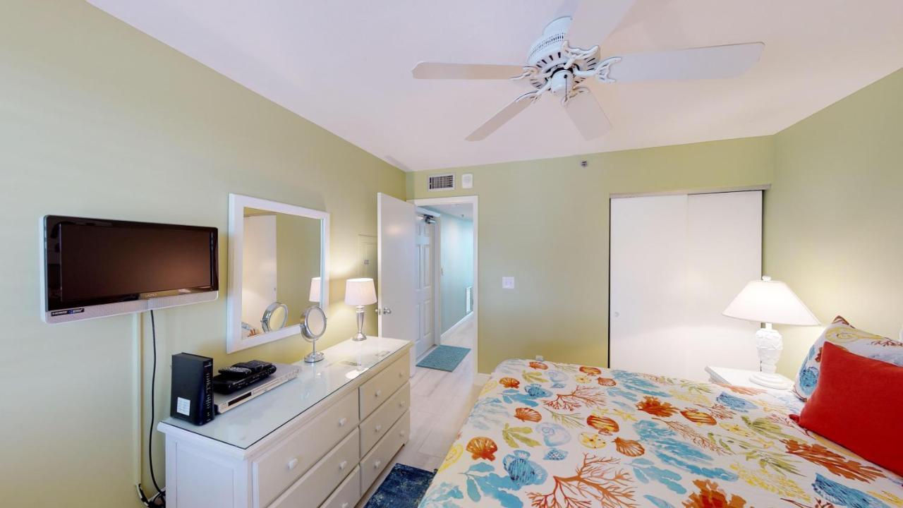 Recently Renovated Beachfront Gem In Paradise! Marco Island Exterior foto